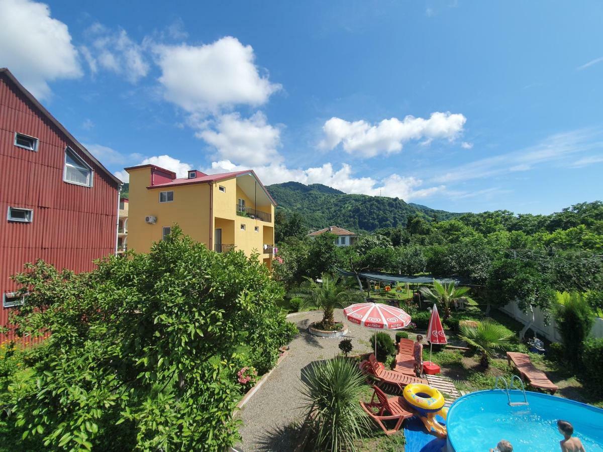 Twins Hotel Gonio Exterior photo